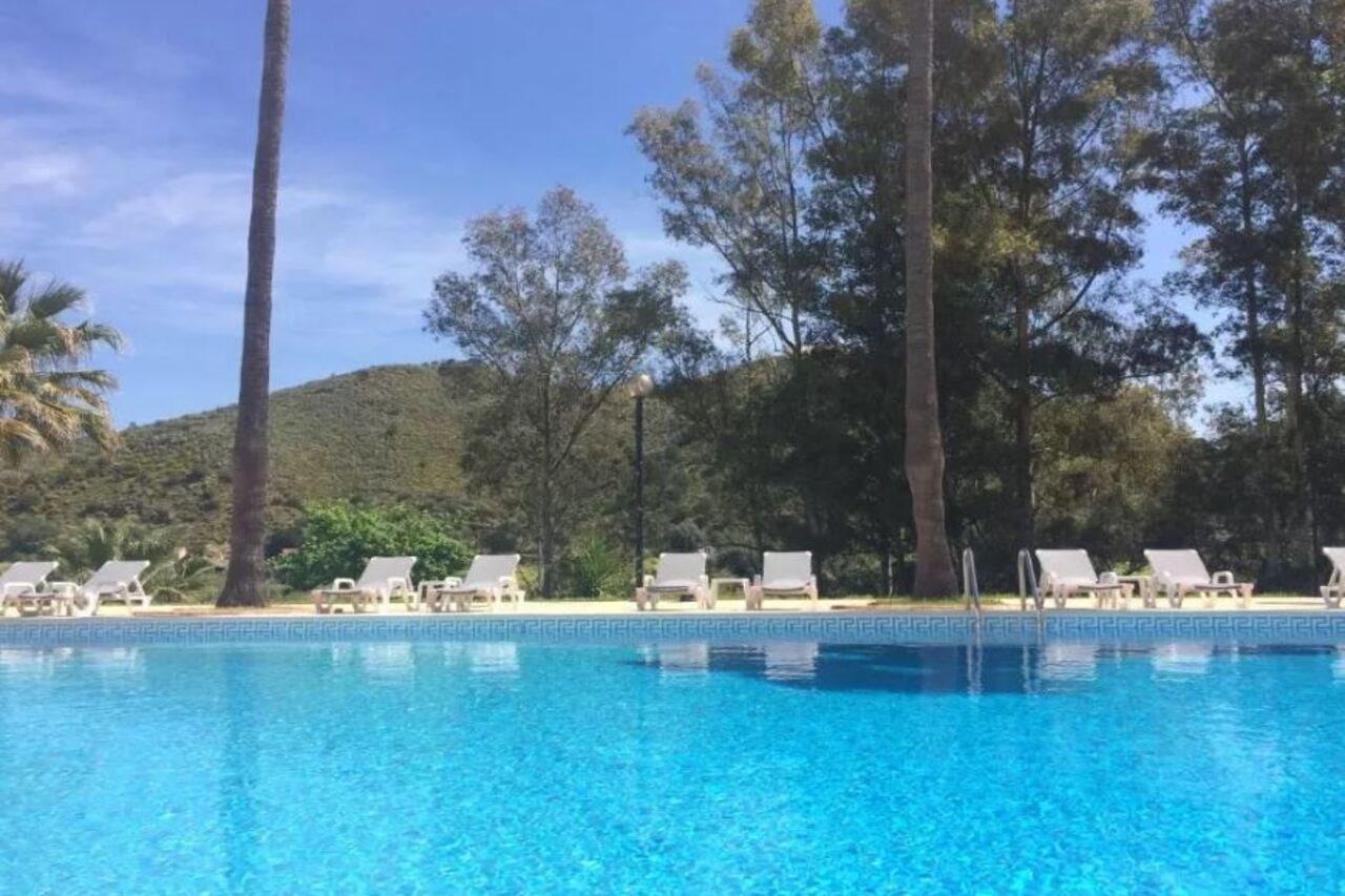 Hotel D'Алкотин Экстерьер фото